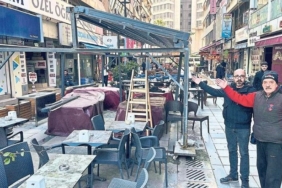 780x411-esnafin-tente-isyani-izmirin-tek-sorunu-tenteler-mi-1739560431184