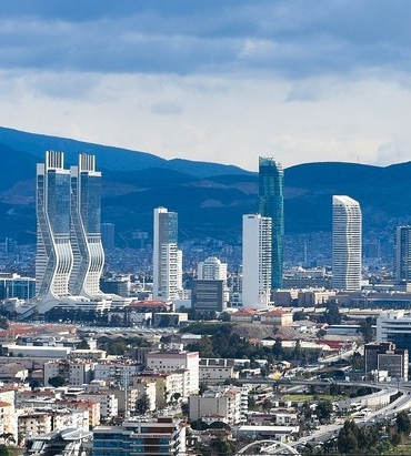 780x411-izmirin-deprem-master-plani-yok-1739984372581