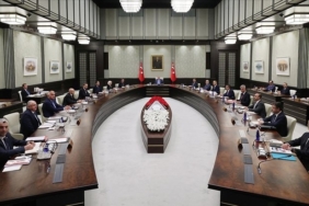 780x411-kabine-baskan-erdogan-liderliginde-toplaniyor-iste-masadaki-konular-1738563910391